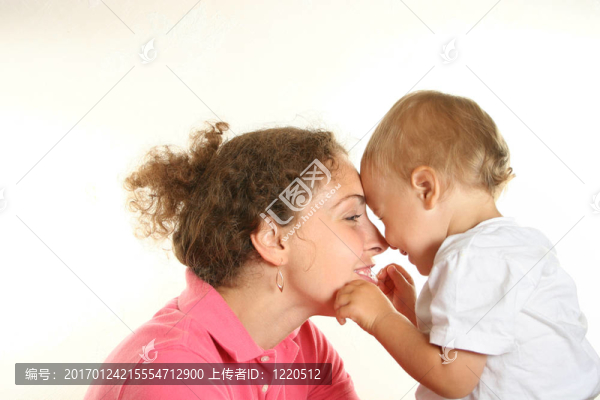 母親與嬰兒