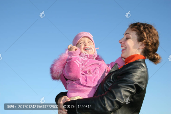 母親與嬰兒特寫