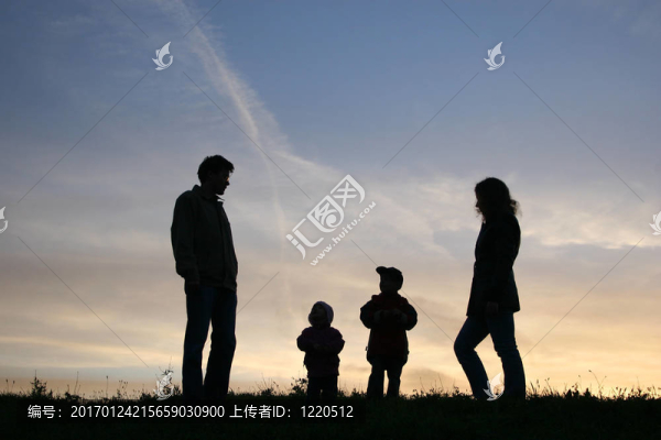 剪影家族四