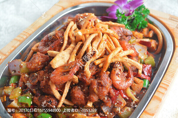 干鍋排骨蝦-匯圖網(wǎng) www.fosd68.com 干鍋排骨蝦