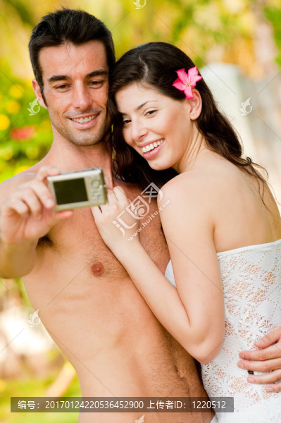 情侶拍照-匯圖網(wǎng) www.fosd68.com 情侶拍照