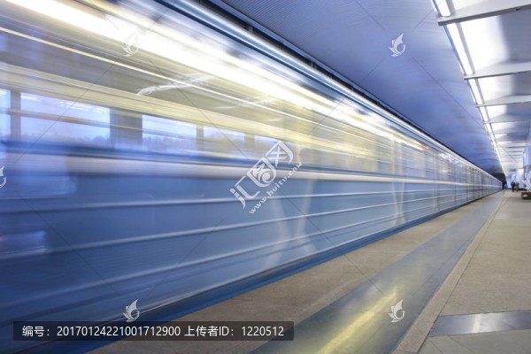 地鐵車站；列車運(yùn)行