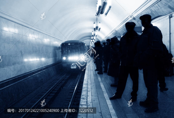 到達(dá)地鐵列車(chē)-匯圖網(wǎng) www.fosd68.com 到達(dá)地鐵列車(chē)