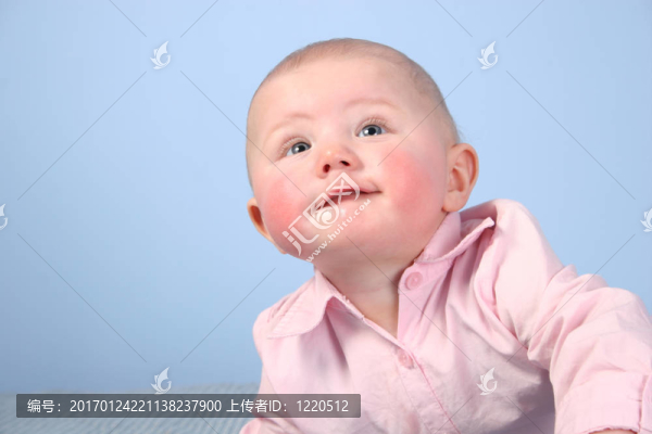 娃娃臉紅臉頰