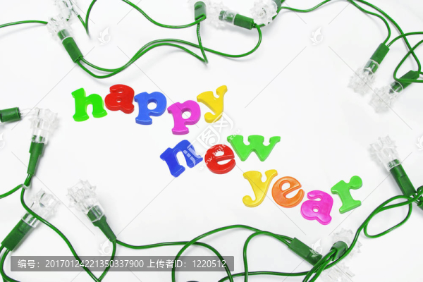 帶新年祝福的裝飾燈泡