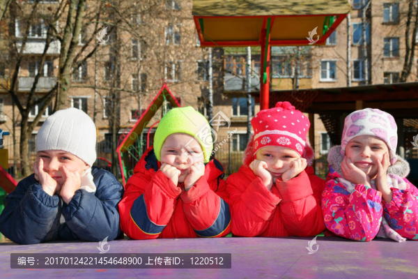 幼兒園無聊隊(duì)