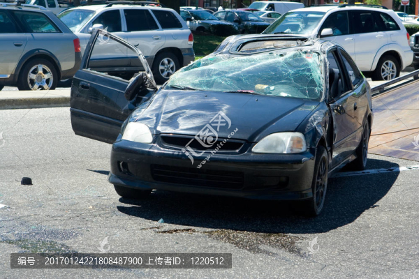 汽車(chē)事故-匯圖網(wǎng) www.fosd68.com 汽車(chē)事故