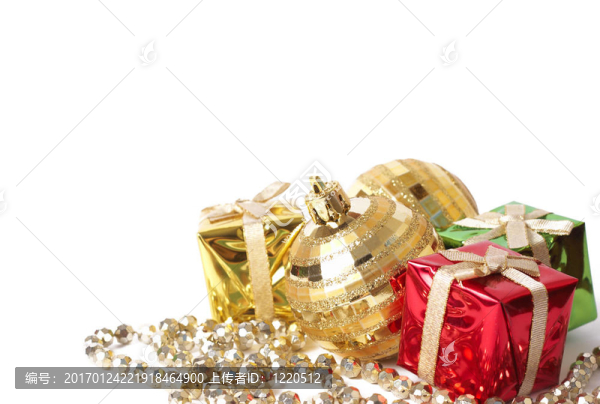 圣誕禮品盒和白球-匯圖網(wǎng) www.fosd68.com 圣誕禮品盒和白球