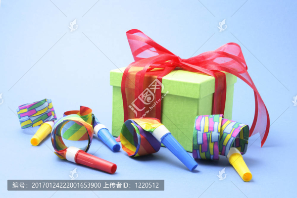 禮品盒和黨鼓風(fēng)機