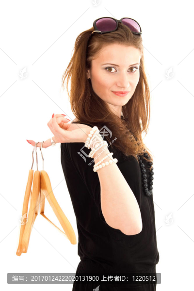 年輕女人購物