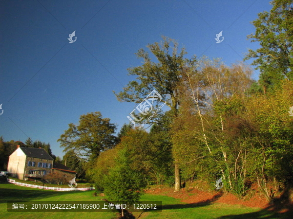 上維埃納全景-匯圖網(wǎng) www.fosd68.com 上維埃納全景