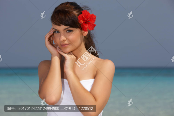 加勒比海灘女孩-匯圖網(wǎng) www.fosd68.com 加勒比海灘女孩