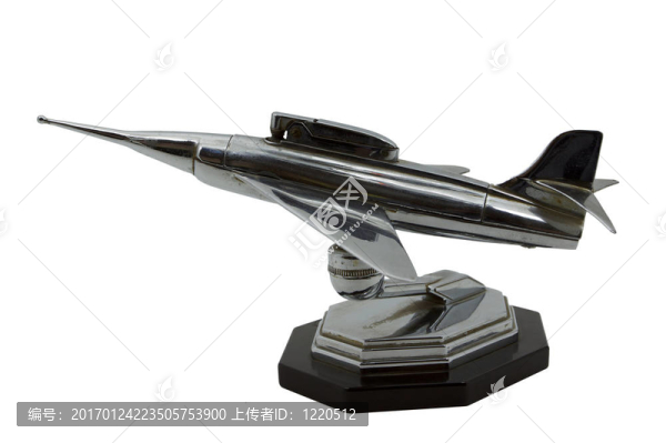 德科噴射臺(tái)輕攀權(quán)