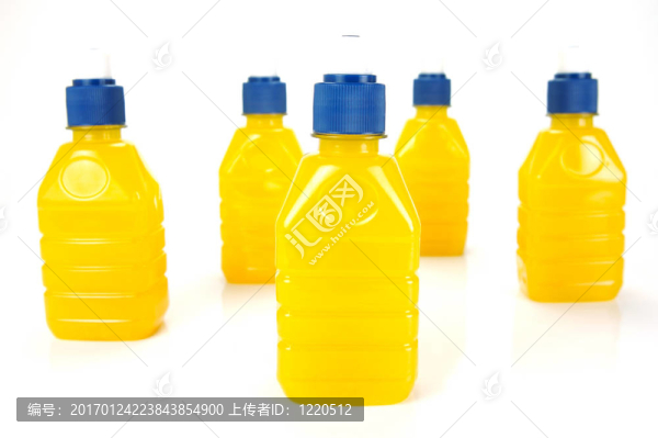 易拉罐