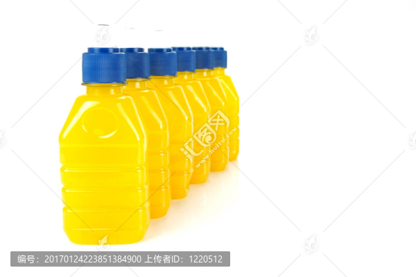 易拉罐