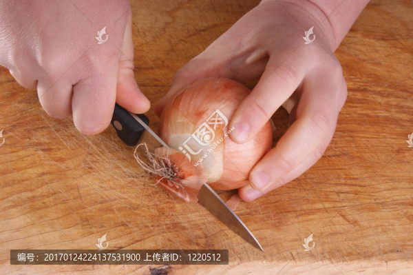 如何制作自制蔬菜湯