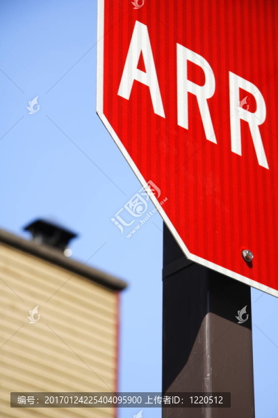 法國(guó)的停車(chē)標(biāo)志