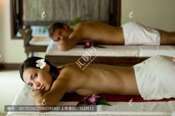 夫妻按摩