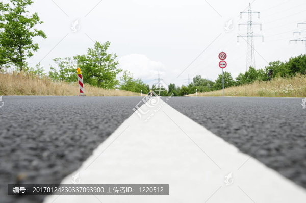 公路的蠕蟲麓鳥瞰