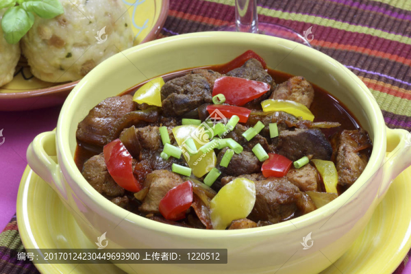 燉牛肉-匯圖網(wǎng) www.fosd68.com 燉牛肉