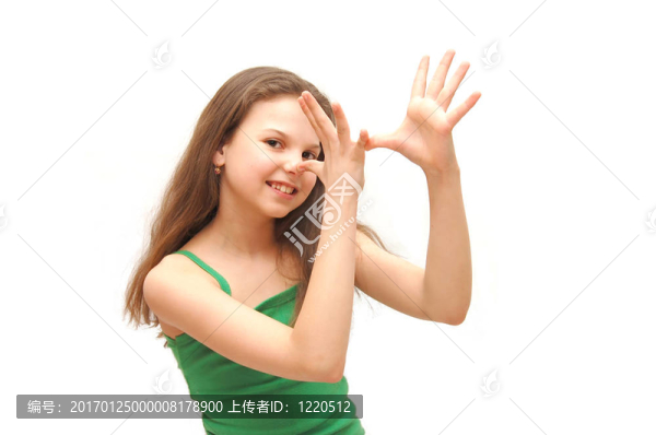 少女少年做的一個(gè)模仿