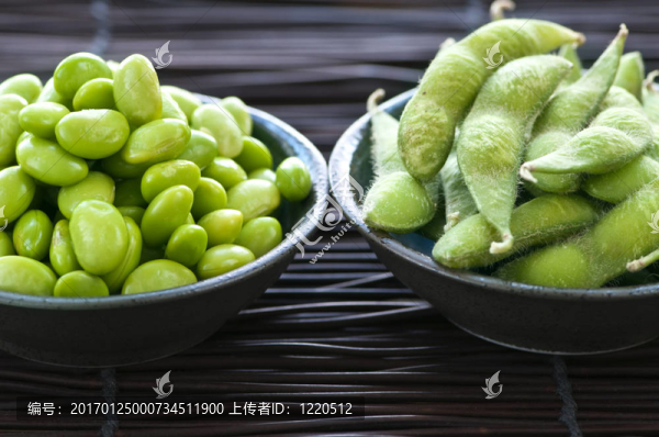 碗中的大豆