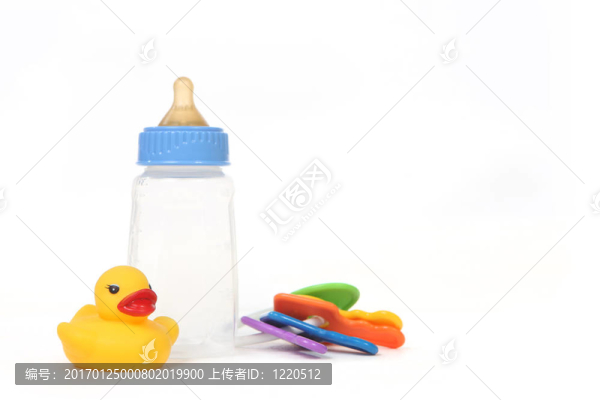 用橡皮小鴨嬰兒奶瓶