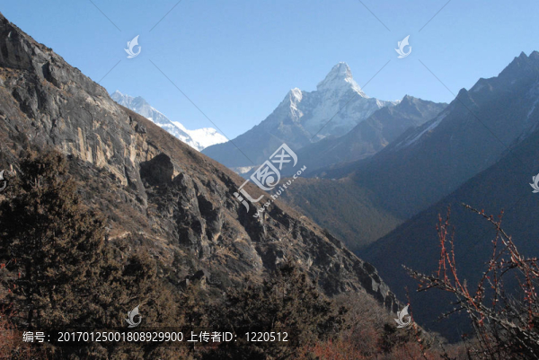 阿瑪達布拉姆峰峰
