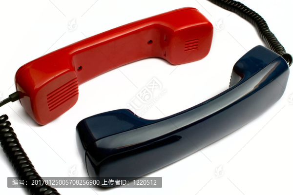 一對通信電話管