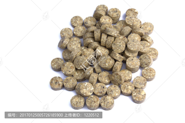 堆草片
