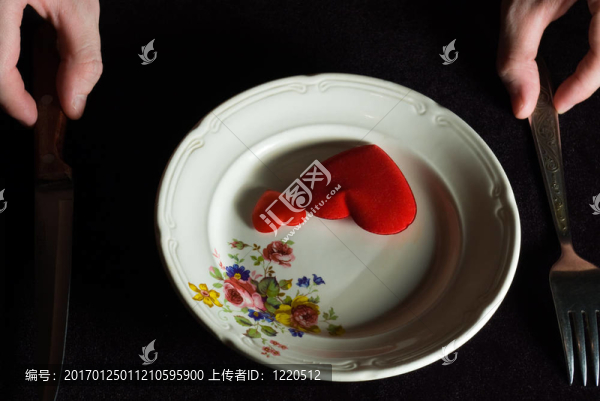 神秘吞噬了人心