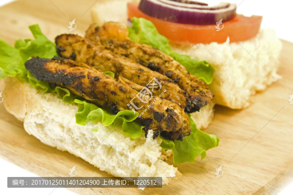 烤雞肉三明治特寫