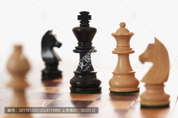 棋白皇后挑戰(zhàn)黑王