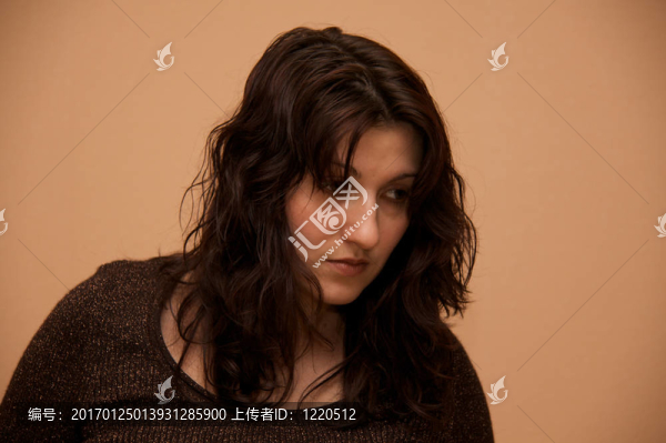 黑發(fā)