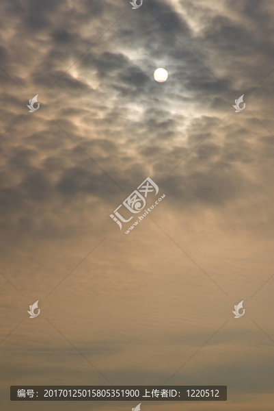 多云的早晨