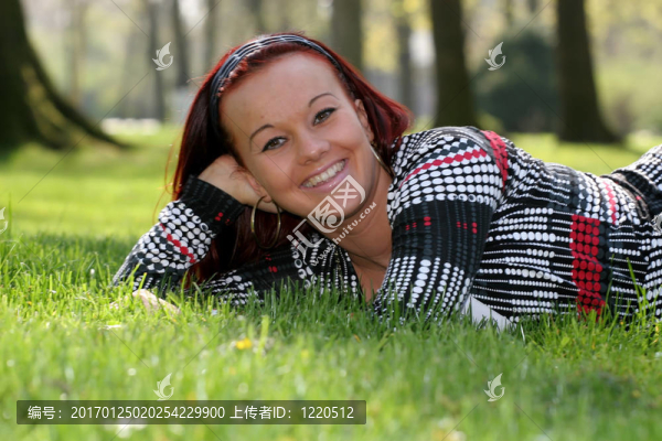 年輕的女人