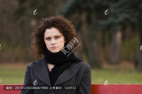 年輕的女人