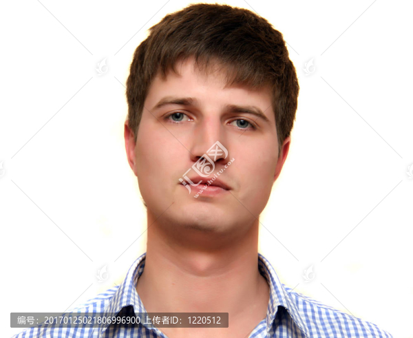 美女白人小伙孤立