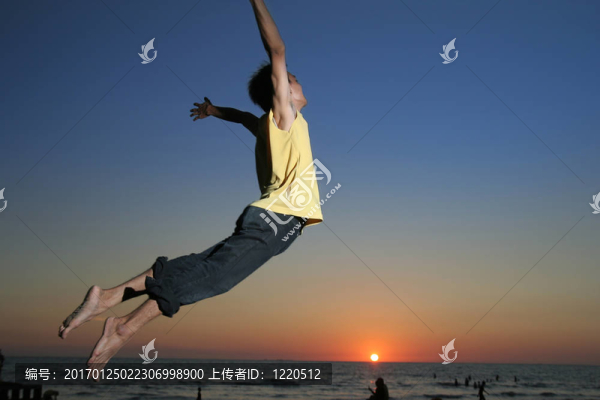 男人興奮