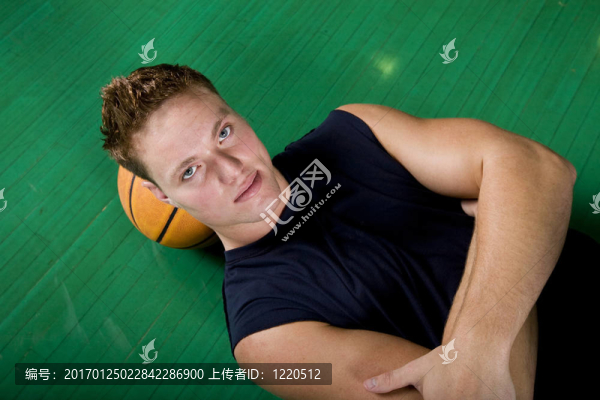 休息的籃球運動員