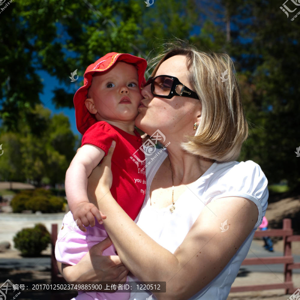 母親和女兒