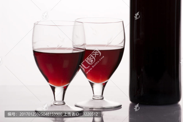 紅葡萄酒