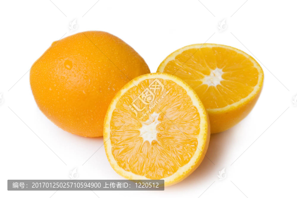 橙切成兩半
