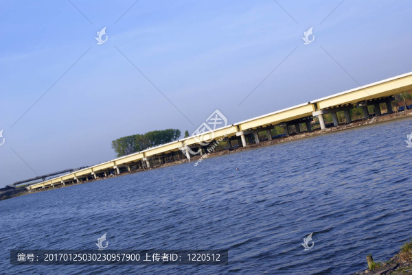 天橋
