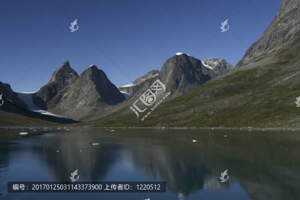 在瑪麗王后達(dá)爾山；格陵蘭島