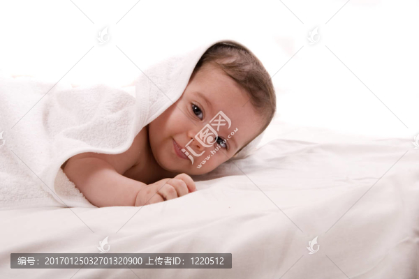 小女孩