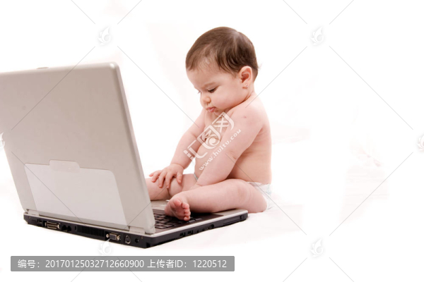 小女孩