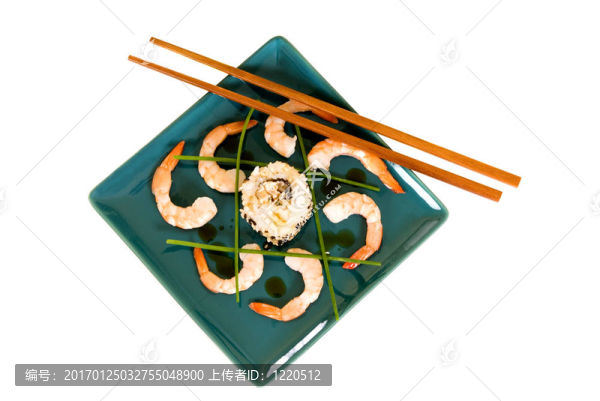生魚片壽司；