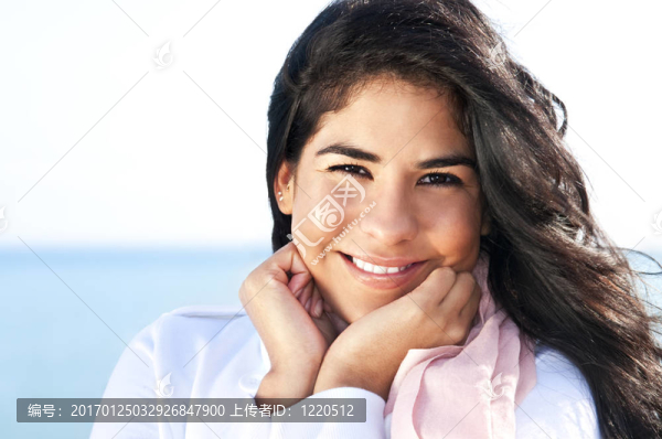 年輕的美洲土著婦女