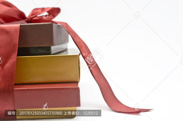 三人的禮物